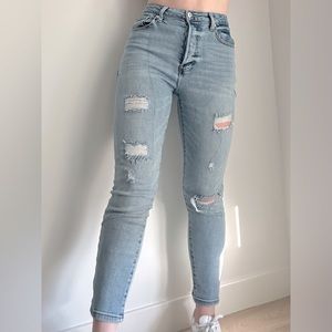 Forever 21 - Distressed Ankle Mom Jeans